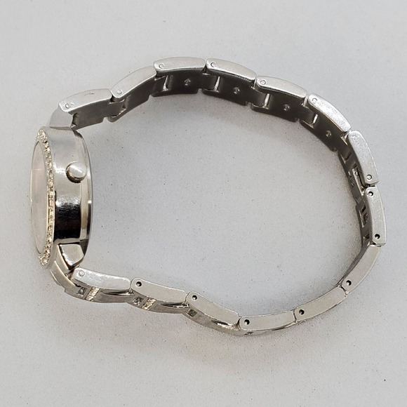 28MM Women's Watch Pink‎ Dial Crystal Bezel Gray Bracelet Band 7" New Battery - Picture 9 of 11